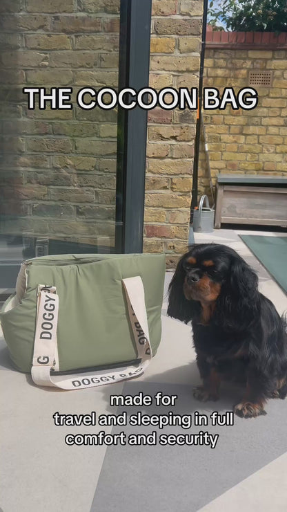 Dog Carrier Bag : Travel and sleeping bag for dogs up to 8 Kilo, Blue